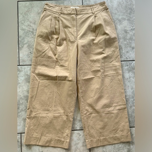 Lucky Brand Pants - NWT Lucky Brand Pleated Wide Leg Crop Pants in Tan - size 12